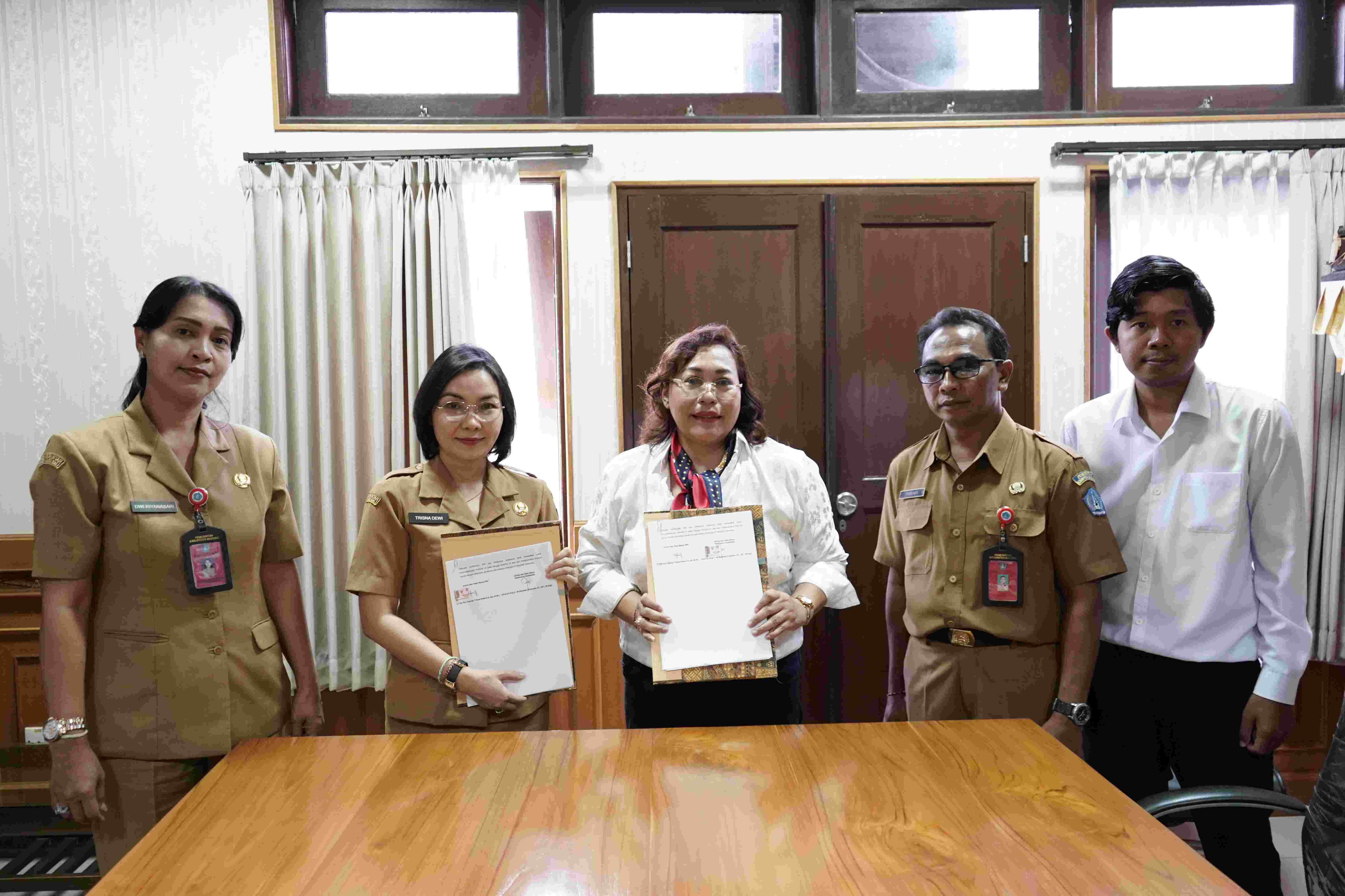 Kajian terhadap Peta Sebaran Intrusi Air Laut dan Memprediksi Tingkat Intrusi Air Laut Beberapa Tahun Kedepan di Wilayah Pesisir Kacamatan Kuta Utara